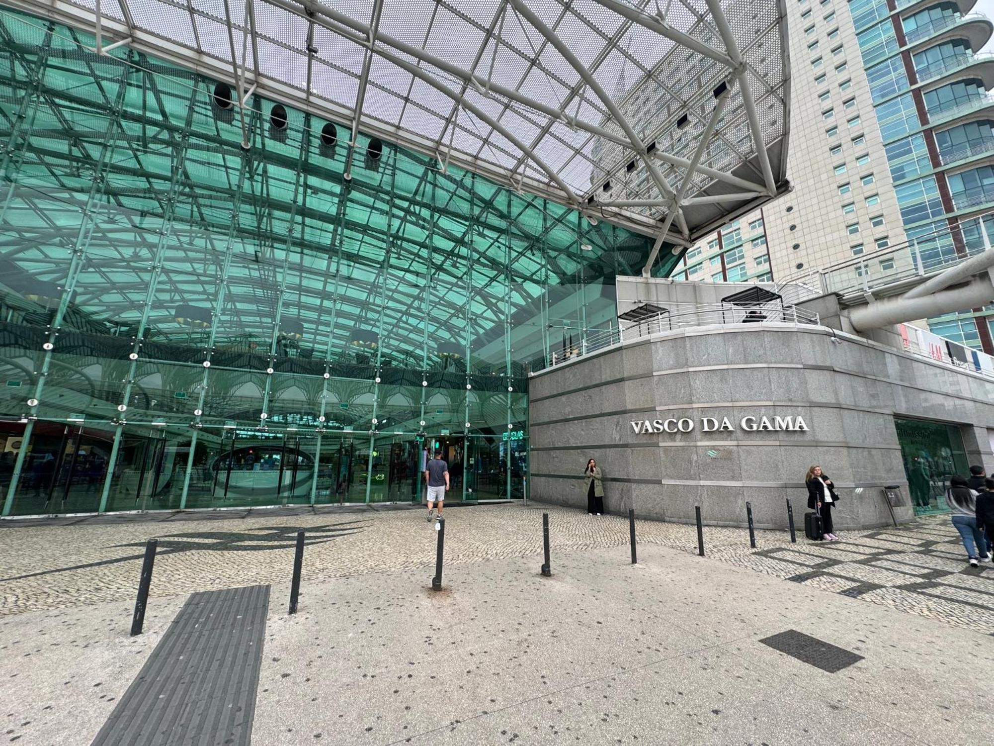 Hotel Oriente Station Airport Lisboa Exterior foto